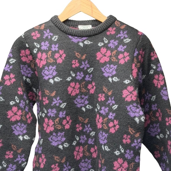 Vintage Laura Ashley 100% Wool Floral Sweater Made in Scotland S/M Cottagecore - Picture 10 of 10